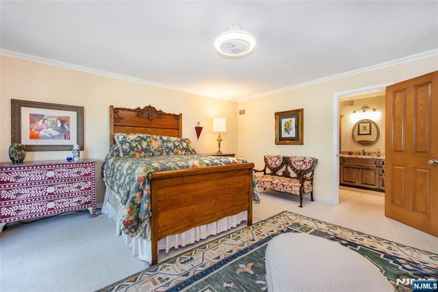 42 Highpoint, Cedar Grove, NJ 07009