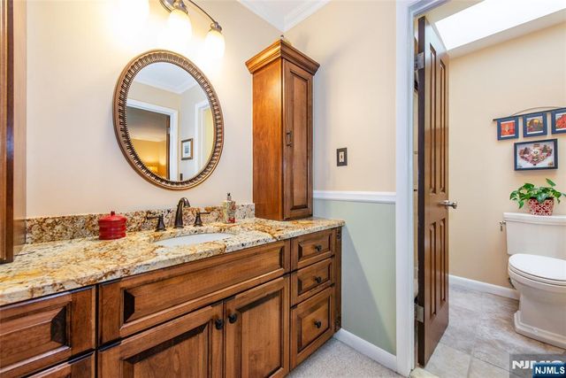 42 Highpoint, Cedar Grove, NJ 07009