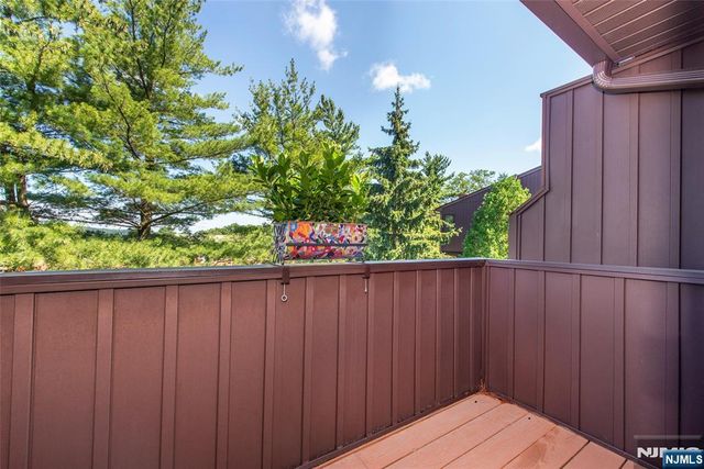 42 Highpoint, Cedar Grove, NJ 07009