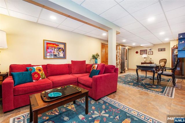 42 Highpoint, Cedar Grove, NJ 07009