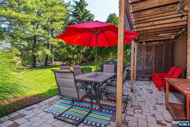 42 Highpoint, Cedar Grove, NJ 07009