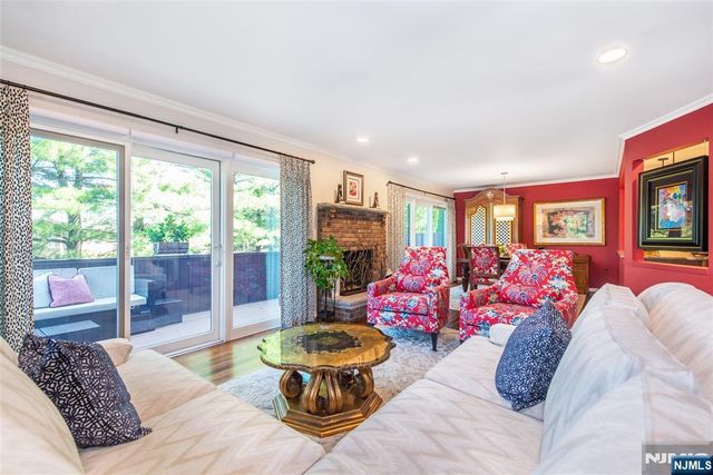 42 Highpoint, Cedar Grove, NJ 07009
