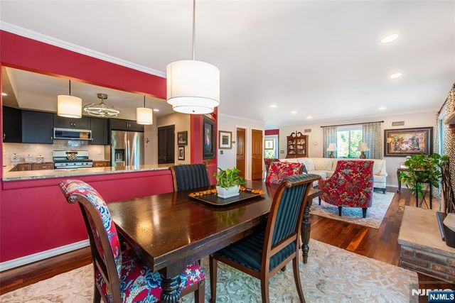 42 Highpoint, Cedar Grove, NJ 07009