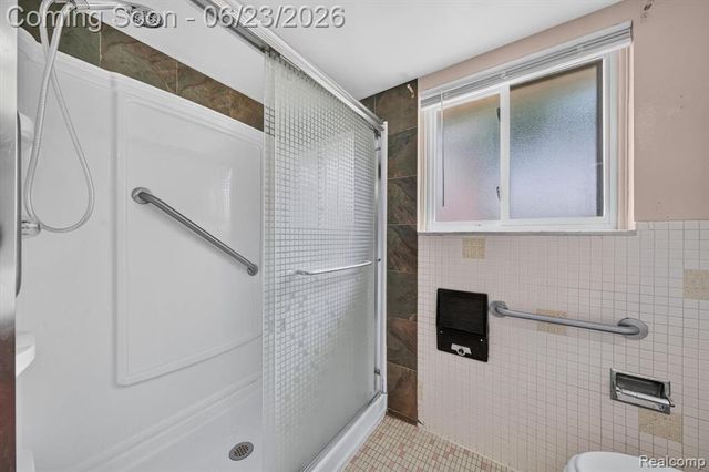 29101 Campbell Drive, Warren, MI 48093