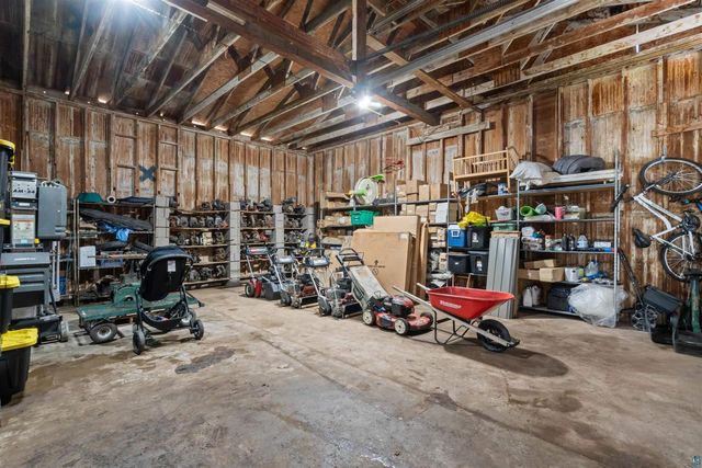 5447 Hoffmockel Rd, Superior, WI 54880