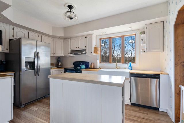 5447 Hoffmockel Rd, Superior, WI 54880
