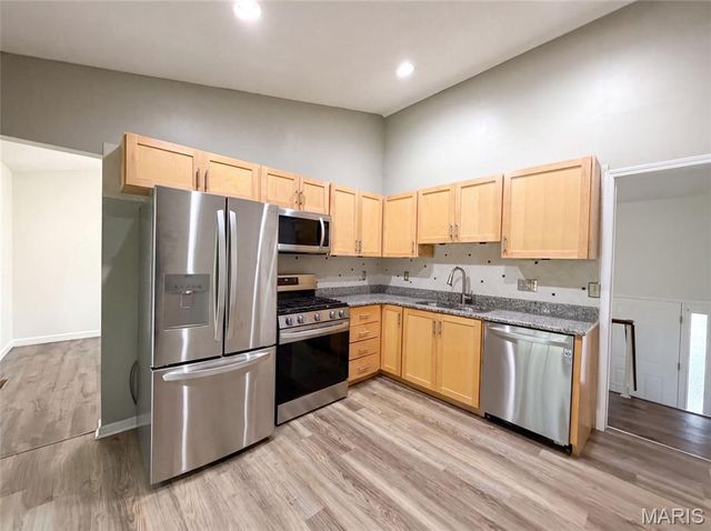 743 Eaglebrooke Drive, Ballwin, MO 63021