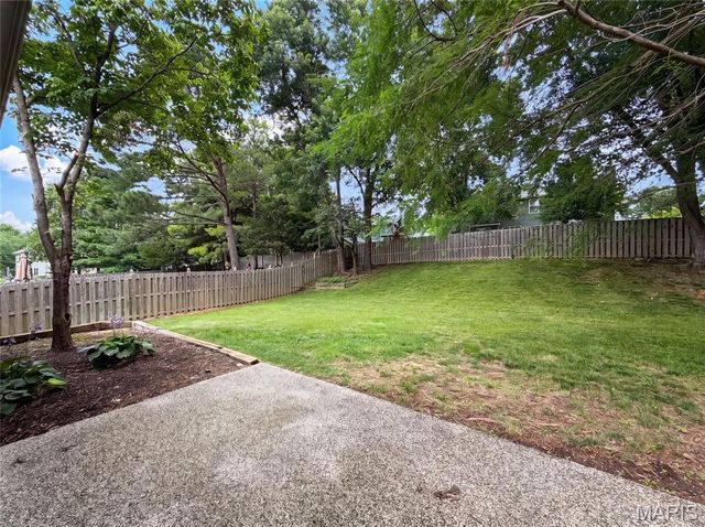 743 Eaglebrooke Drive, Ballwin, MO 63021