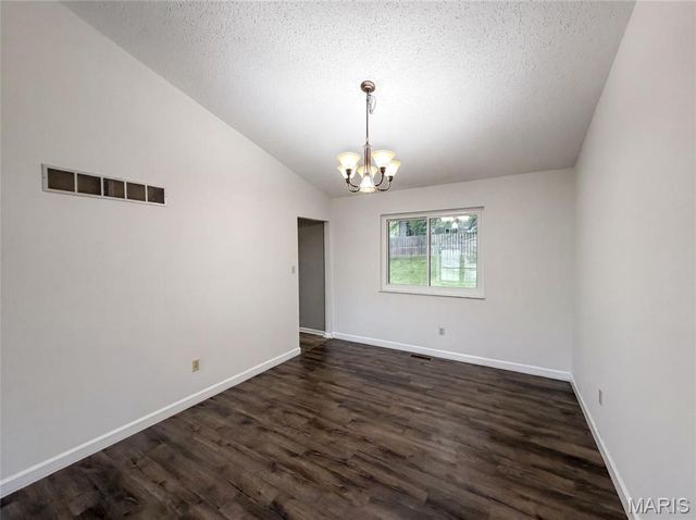 743 Eaglebrooke Drive, Ballwin, MO 63021