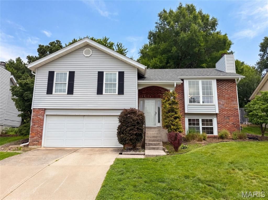 743 Eaglebrooke Drive, Ballwin, MO 63021