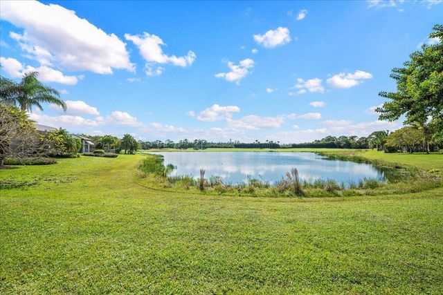 7557 Preserve Drive, West Palm Beach, FL 33412