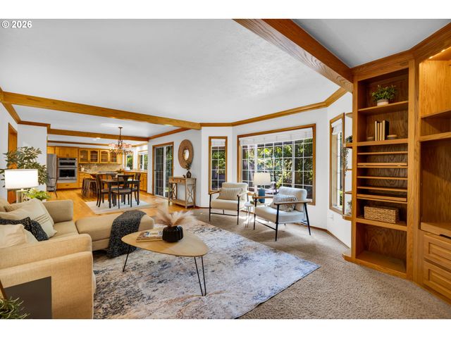 5504 WESTFIELD Ct, Lake Oswego, OR 97035