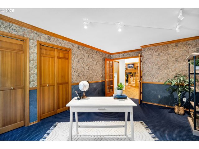 5504 WESTFIELD Ct, Lake Oswego, OR 97035