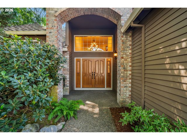 5504 WESTFIELD Ct, Lake Oswego, OR 97035
