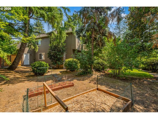 5504 WESTFIELD Ct, Lake Oswego, OR 97035