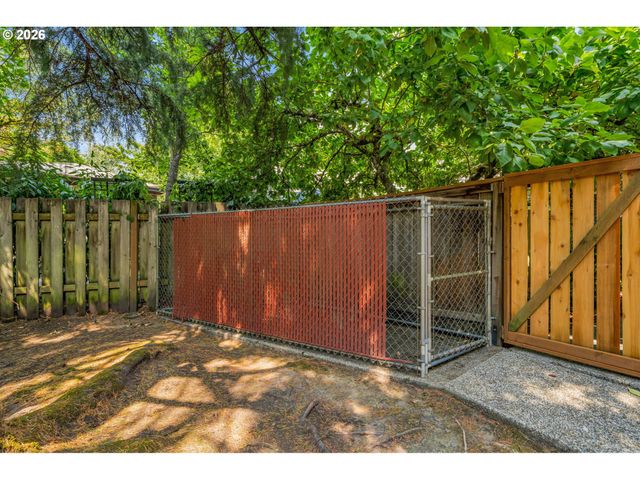5504 WESTFIELD Ct, Lake Oswego, OR 97035