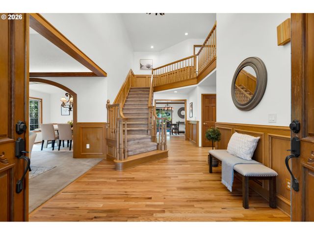 5504 WESTFIELD Ct, Lake Oswego, OR 97035
