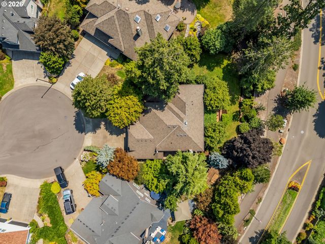 5504 WESTFIELD Ct, Lake Oswego, OR 97035