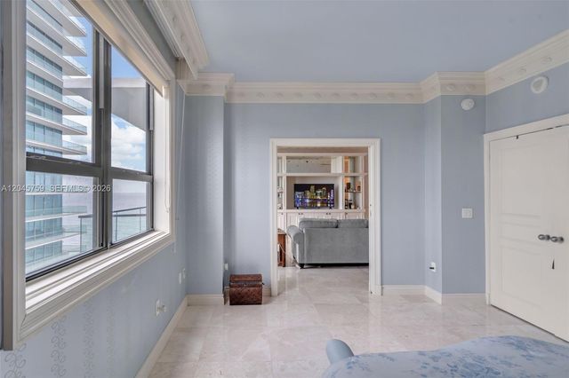 10185 Collins Ave PH23, Bal Harbour, FL 33154
