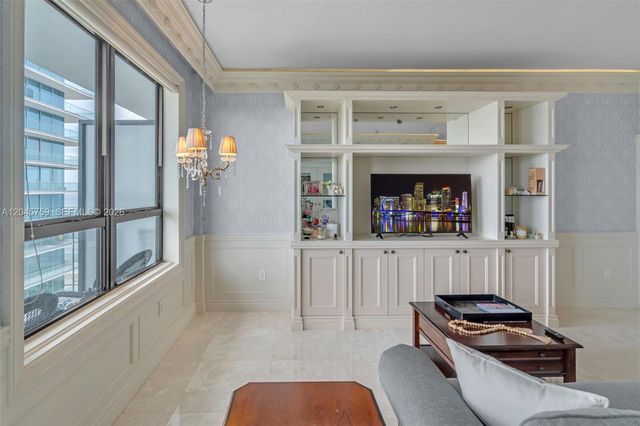 10185 Collins Ave PH23, Bal Harbour, FL 33154