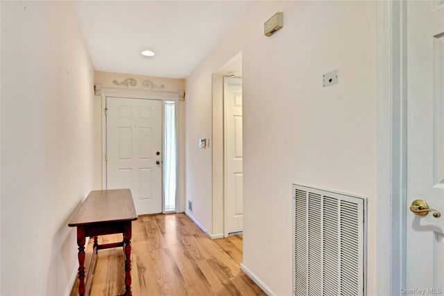 82 Glen Drive, Ridge, NY 11961