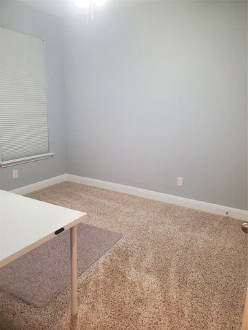 313 Los Cobos LN, Georgetown, TX 78626