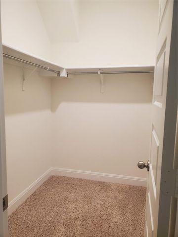 313 Los Cobos LN, Georgetown, TX 78626