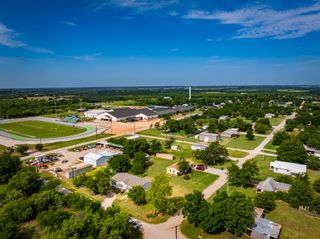 902 Commerce Street, Newcastle, TX 76372
