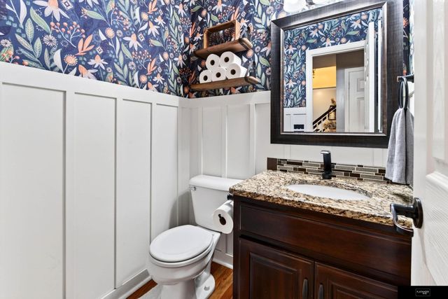 17802 Monroe Street, Omaha, NE 68135