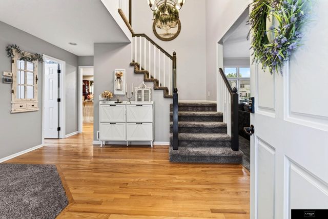 17802 Monroe Street, Omaha, NE 68135
