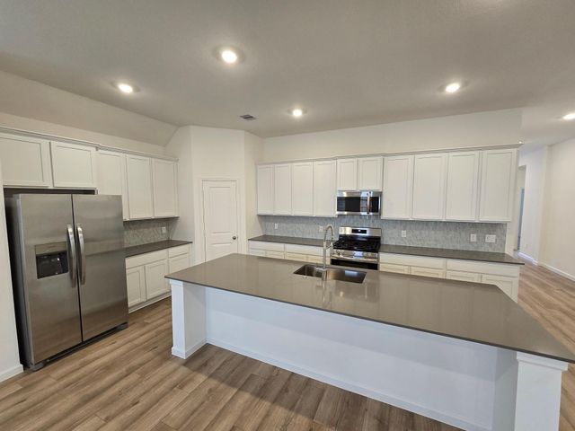 2809 Palm Branch Drive, Texas City, TX 77568