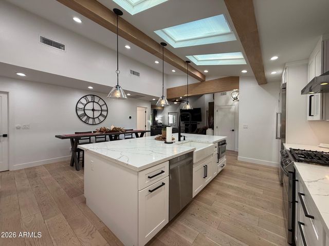 10952 E VILLA PARK Street, Chandler, AZ 85248