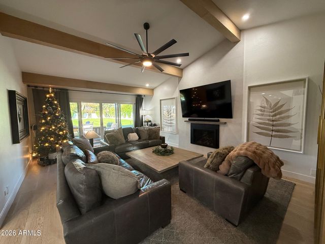 10952 E VILLA PARK Street, Chandler, AZ 85248