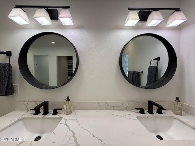 10952 E VILLA PARK Street, Chandler, AZ 85248