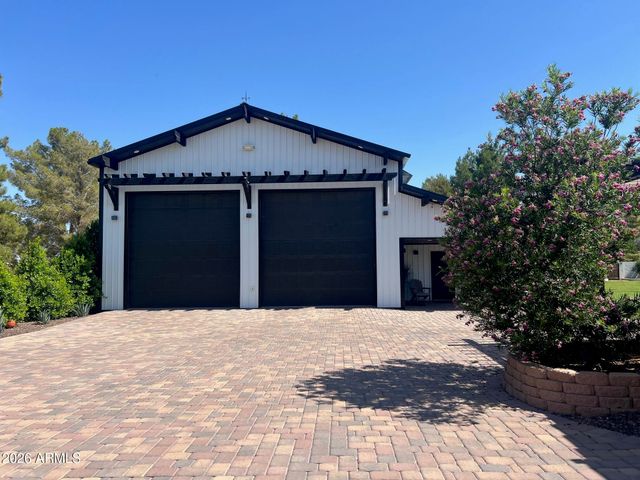 10952 E VILLA PARK Street, Chandler, AZ 85248