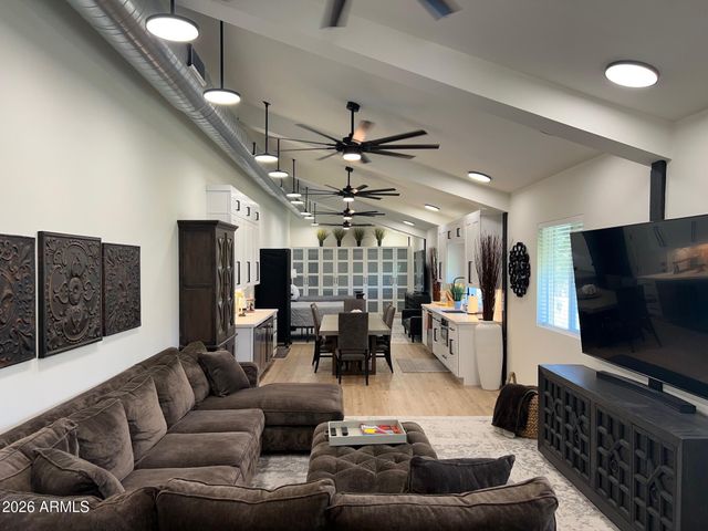 10952 E VILLA PARK Street, Chandler, AZ 85248