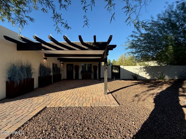 10952 E VILLA PARK Street, Chandler, AZ 85248