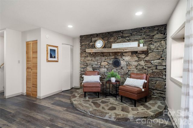 37 Cherokee Trail, Fletcher, NC 28732