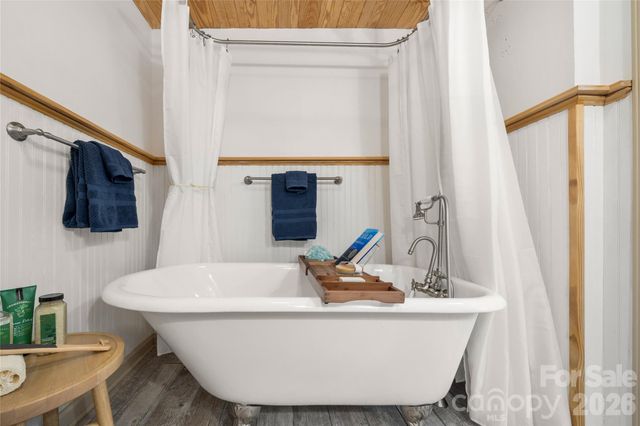 37 Cherokee Trail, Fletcher, NC 28732