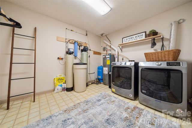 37 Cherokee Trail, Fletcher, NC 28732