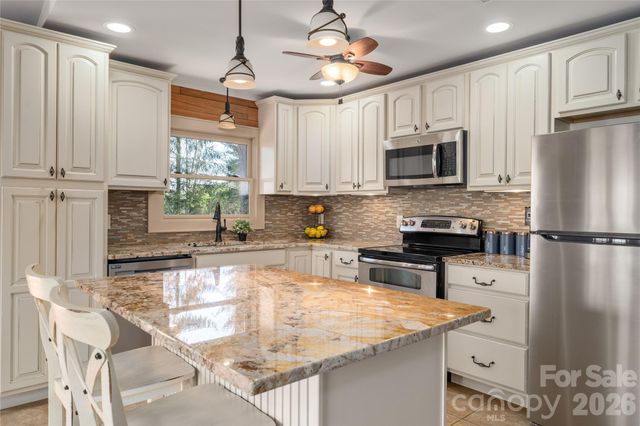 37 Cherokee Trail, Fletcher, NC 28732