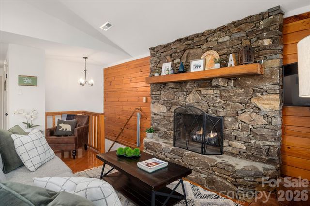 37 Cherokee Trail, Fletcher, NC 28732