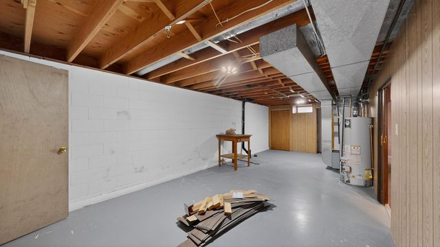 320 1st Street NW, Byron, MN 55920