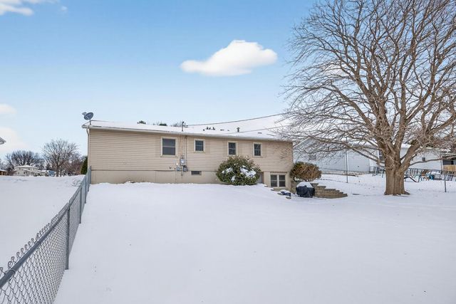 320 1st Street NW, Byron, MN 55920