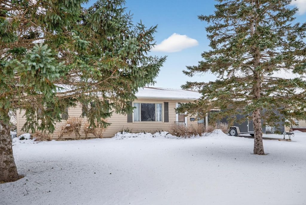 320 1st Street NW, Byron, MN 55920