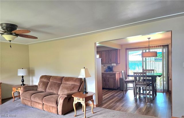 4320 Wedgewood Drive, Austintown, OH 44511
