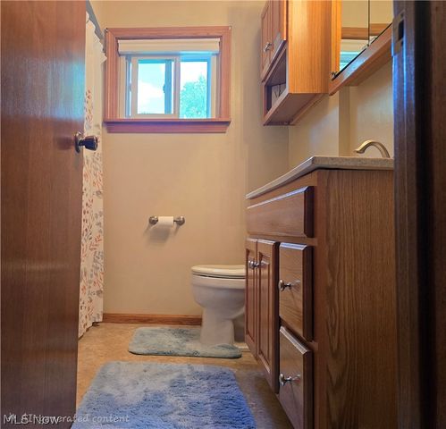 4320 Wedgewood Drive, Austintown, OH 44511