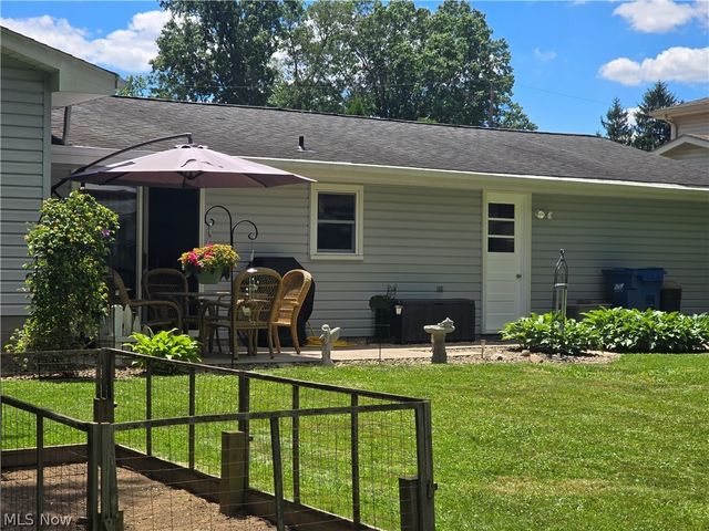 4320 Wedgewood Drive, Austintown, OH 44511