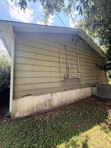 225 Ayers Drive, NE, Cleveland, TN 37323