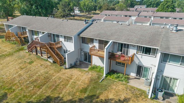 8855 Ironwood Avenue S, Cottage Grove, MN 55016